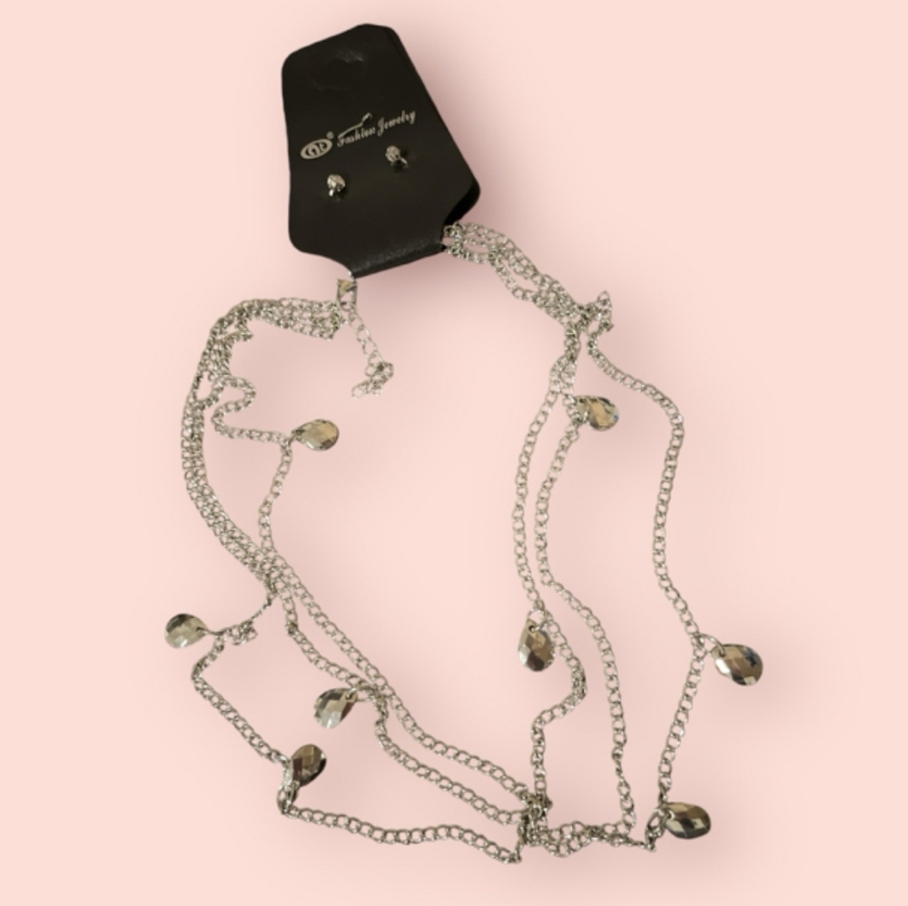 🥳 7/$10 CLEARANCE PRICE❣️ Multi-layer Teardrop Earrings & Necklace Set